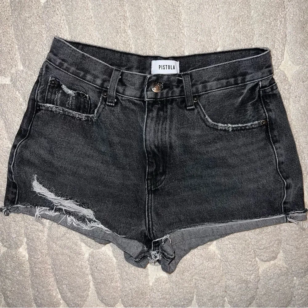 PISTOLA black denim jean shorts 🖤 distressed 🖤 size 28